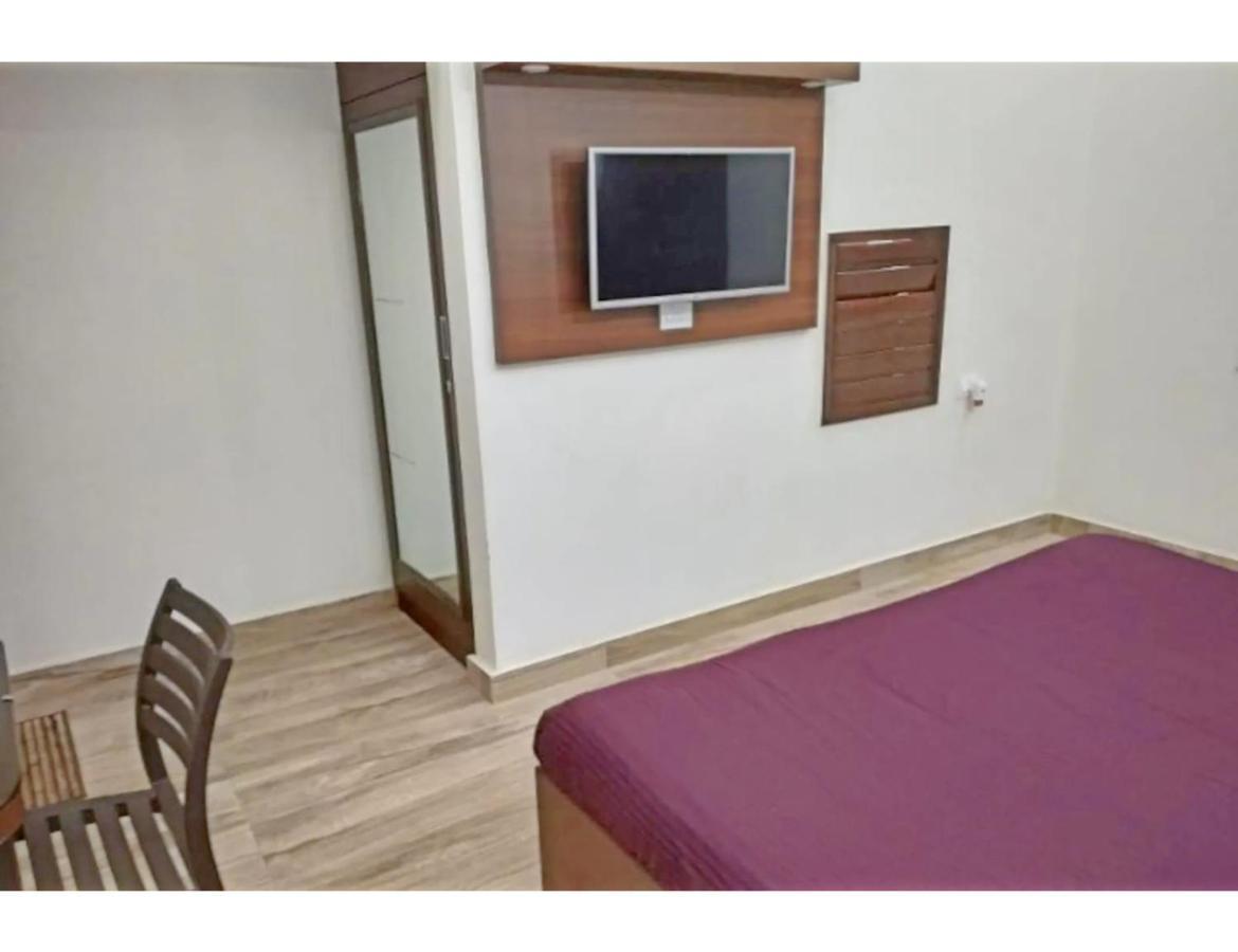 Hotel Basera Guest House, ساهارانبور المظهر الخارجي الصورة